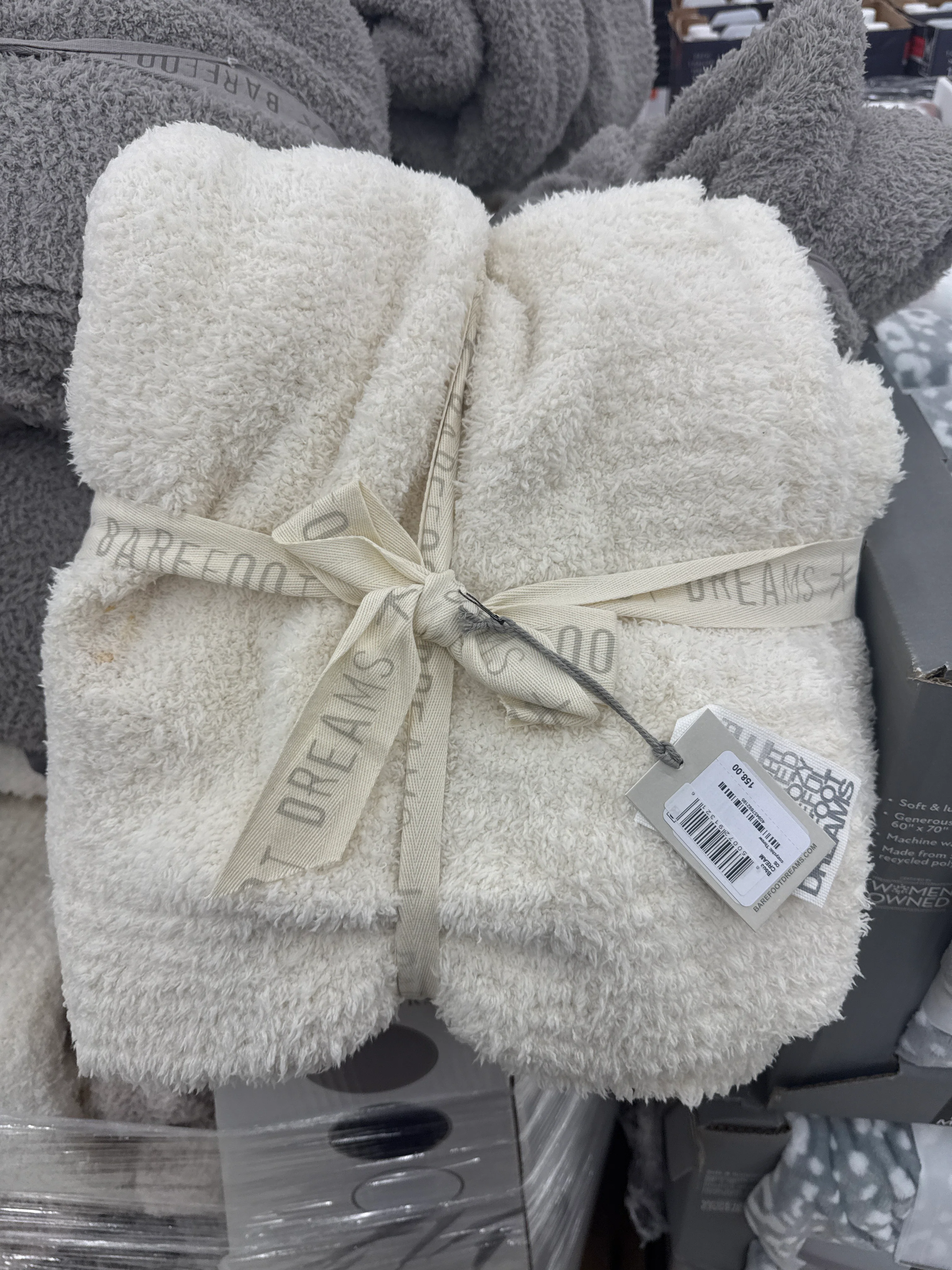 BFD THROW white