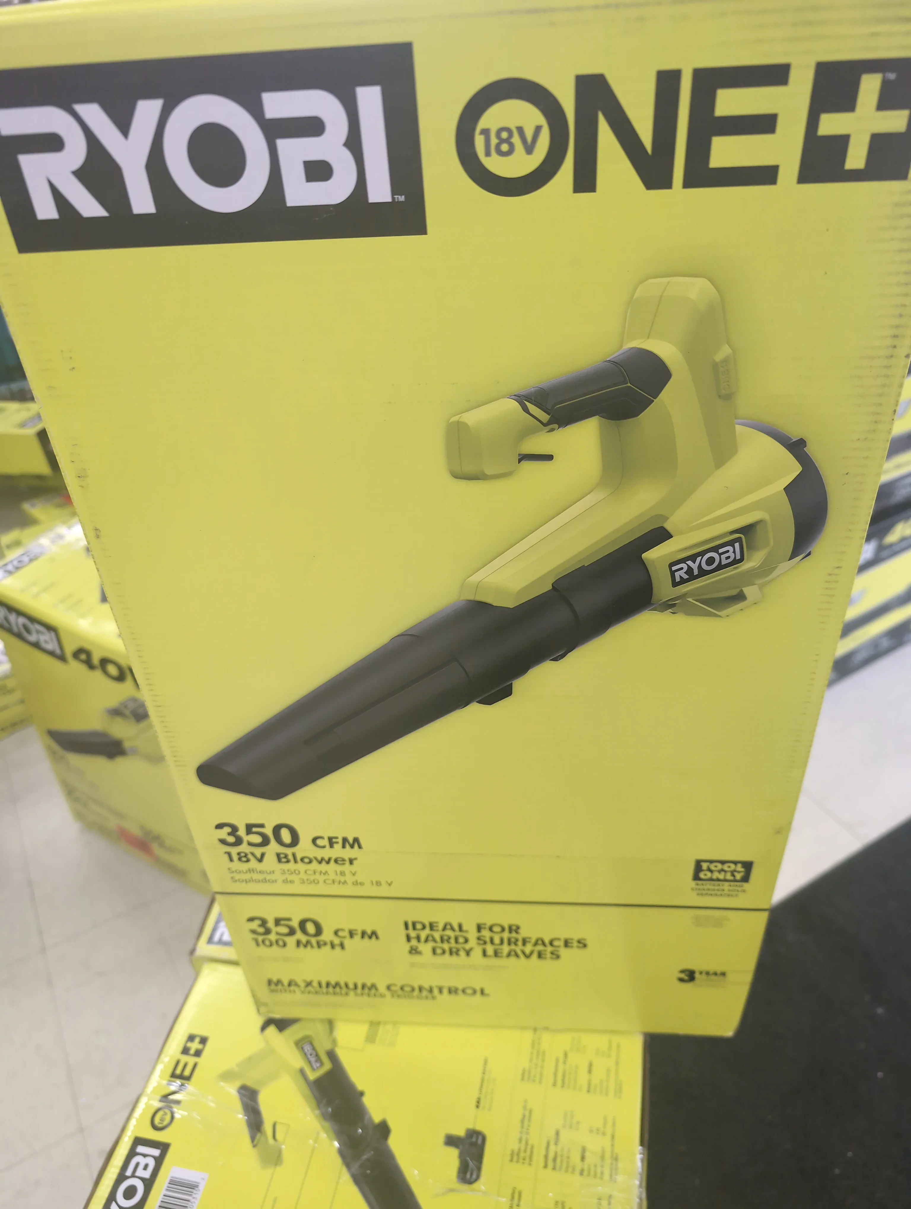 RYOBI
ONE+ 18V 100 MPH 350 CFM Cordless Battery Variable Speed Jet Fan Leaf Blower with 4.0 Ah Battery and Charger - Image 2
